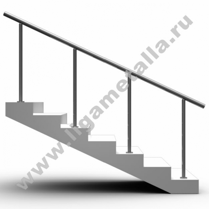 Лестничное ограждение без наполнения со стойками через 1 ступень